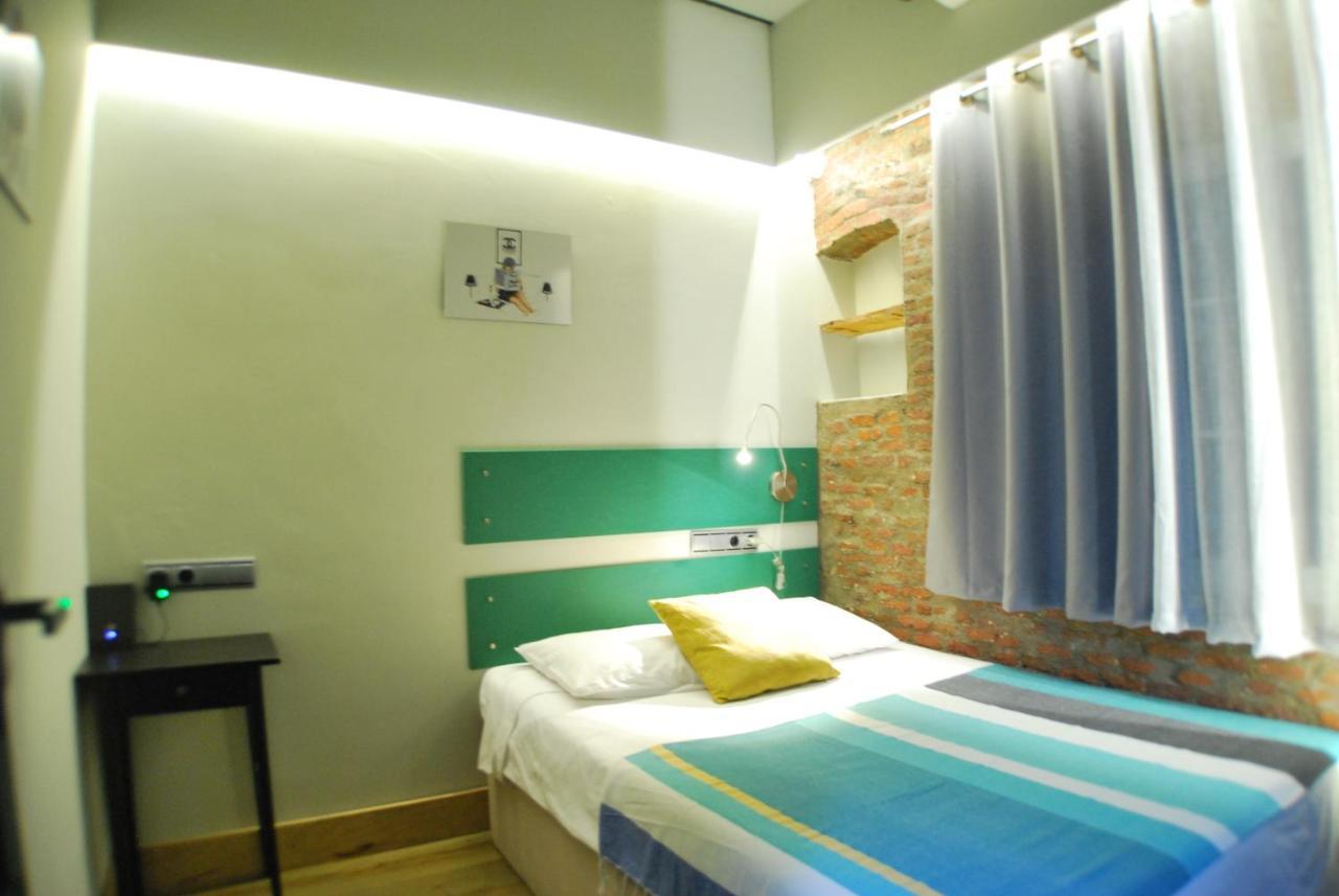 Welcome Apartments Retiro Park Charme Madrid Bagian luar foto
